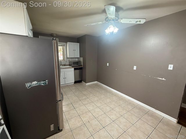 17029 Oconnor Avenue, Allen Park, MI 48101