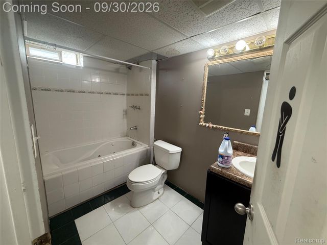 17029 Oconnor Avenue, Allen Park, MI 48101