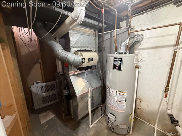 17029 Oconnor Avenue, Allen Park, MI 48101