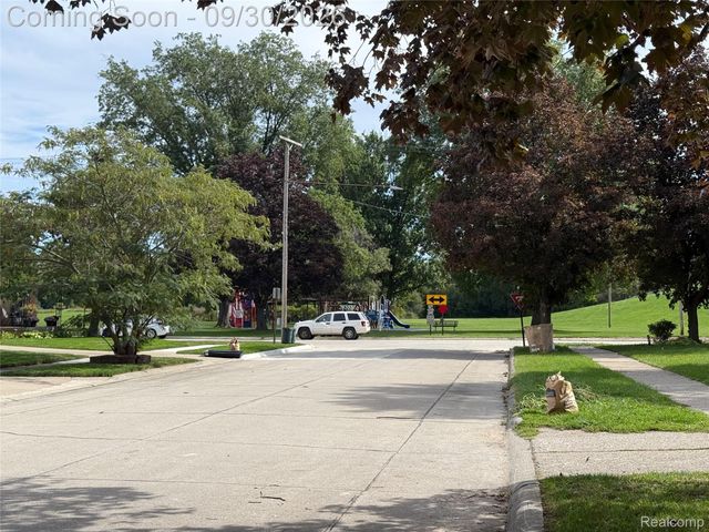 17029 Oconnor Avenue, Allen Park, MI 48101