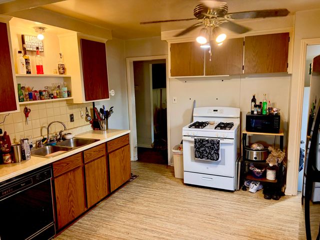 812 Cleveland Avenue, Lincoln Park City, MI 48146