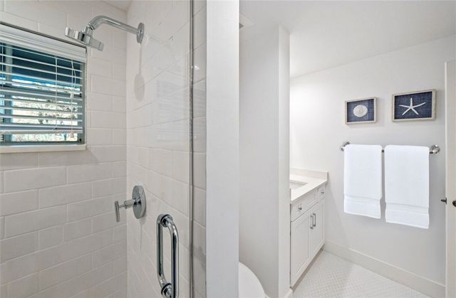 1155 Winding Oaks Circle E 102, Vero Beach, FL 32963