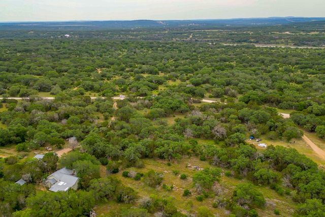 1365 Pedernales Hills RD, Johnson City, TX 78636