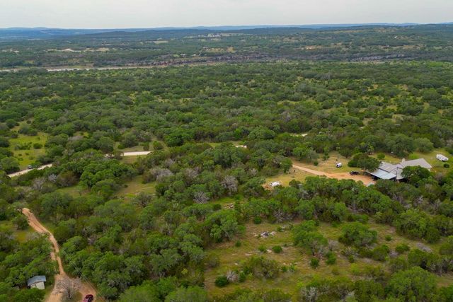 1365 Pedernales Hills RD, Johnson City, TX 78636