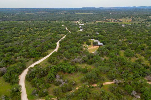 1365 Pedernales Hills RD, Johnson City, TX 78636