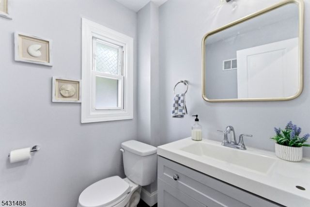 663 S Center St, City Of Orange Twp., NJ 07050