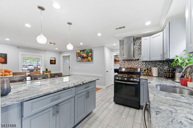 663 S Center St, City Of Orange Twp., NJ 07050