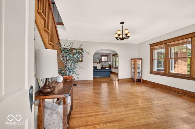 35 E Ketchum Drive, Carmel, IN 46032