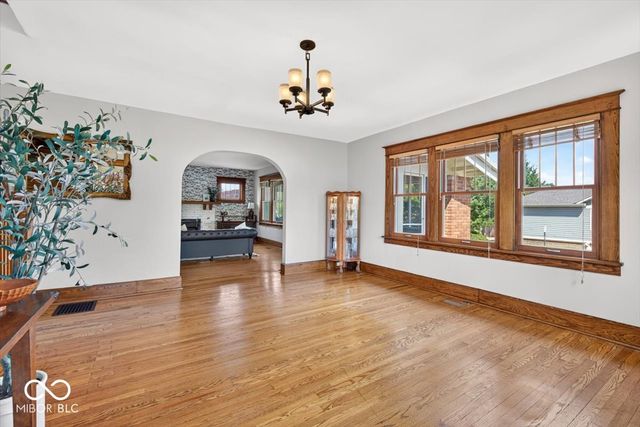 35 E Ketchum Drive, Carmel, IN 46032