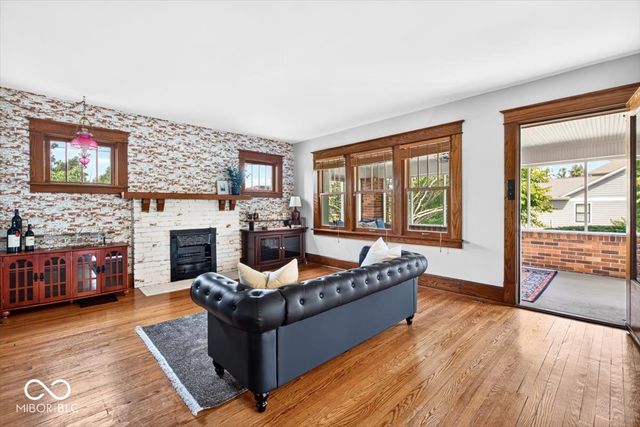 35 E Ketchum Drive, Carmel, IN 46032