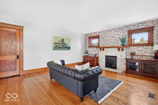 35 E Ketchum Drive, Carmel, IN 46032