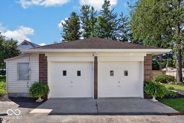 35 E Ketchum Drive, Carmel, IN 46032