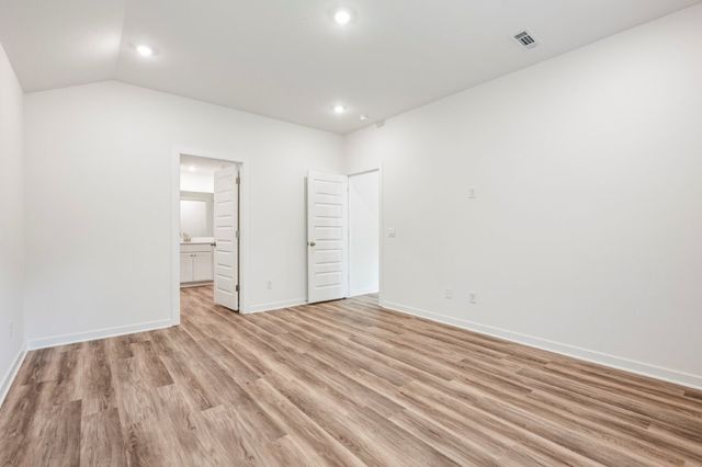 803 Picard Avenue, Lowell, AR 72745