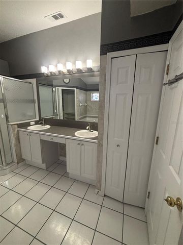 649 BUCKINGHAM DRIVE, Oviedo, FL 32765