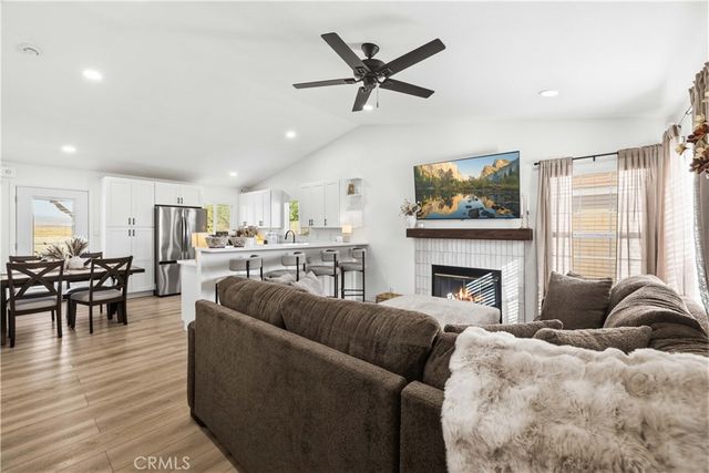 44201 Freer, Lancaster, CA 93536