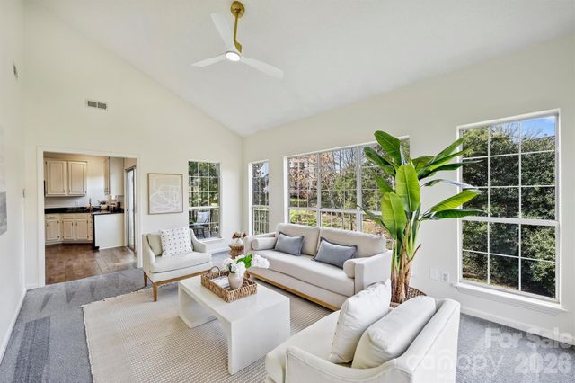 6506 Kentdale Court, Charlotte, NC 28270