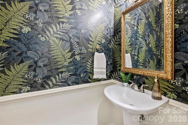 6506 Kentdale Court, Charlotte, NC 28270