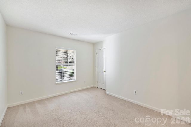 6506 Kentdale Court, Charlotte, NC 28270