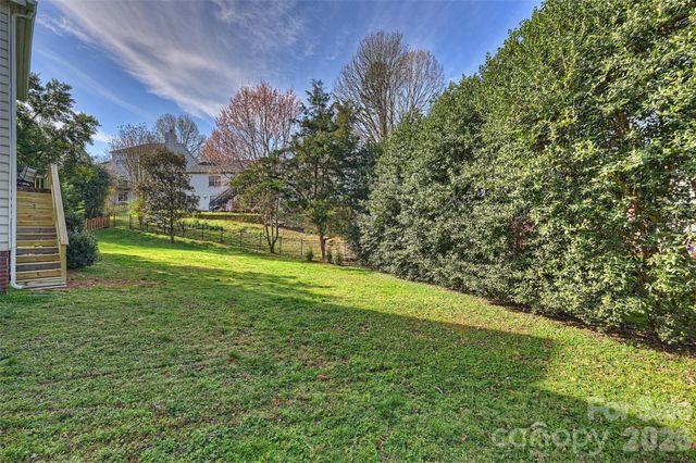 6506 Kentdale Court, Charlotte, NC 28270