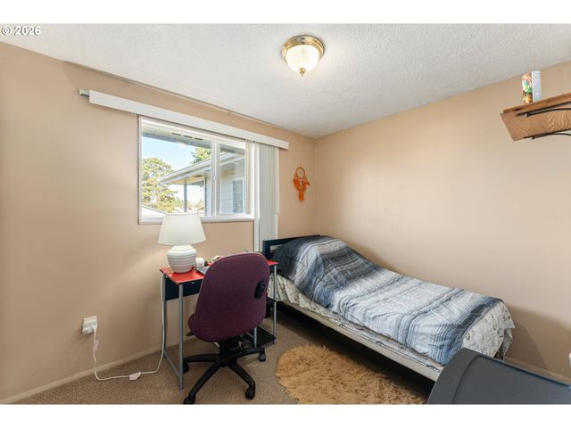 21001 Se Yamhill St, Gresham, OR 97030