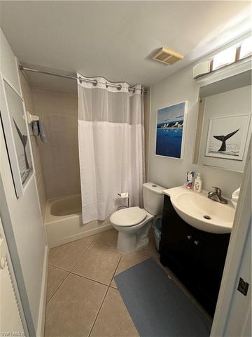 5975 Bloomfield CIR C107, Naples, FL 34112