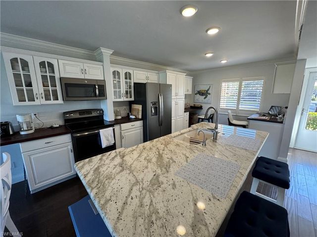 5975 Bloomfield CIR C107, Naples, FL 34112