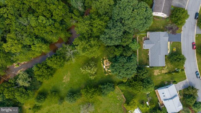 225 COUNTRY DR, Denver, PA 17517