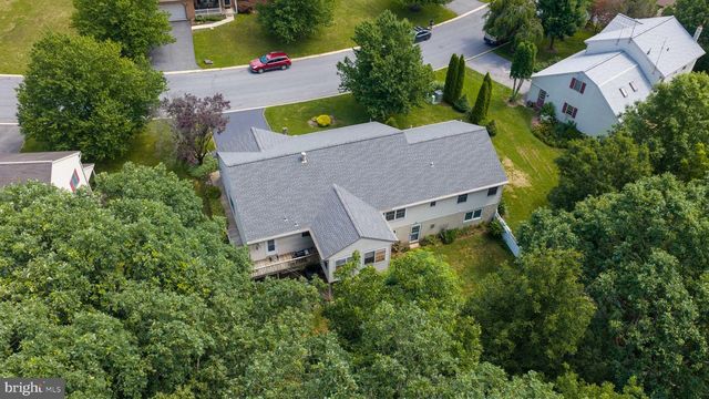225 COUNTRY DR, Denver, PA 17517