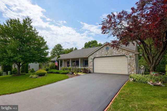 225 COUNTRY DR, Denver, PA 17517