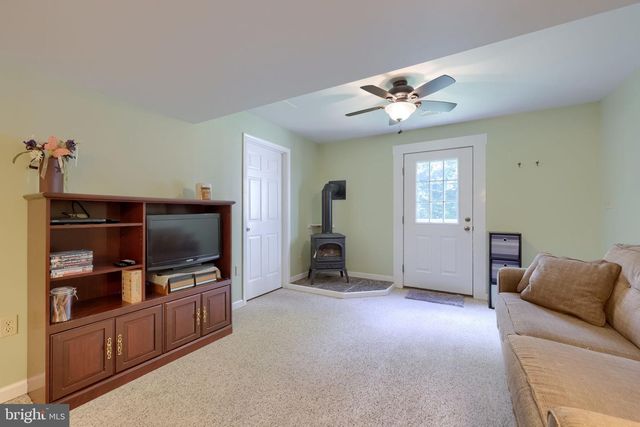225 COUNTRY DR, Denver, PA 17517