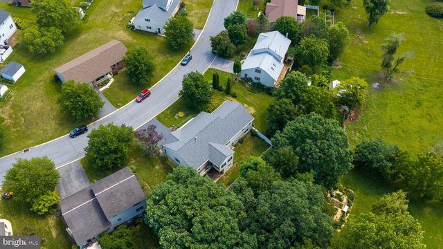 225 COUNTRY DR, Denver, PA 17517
