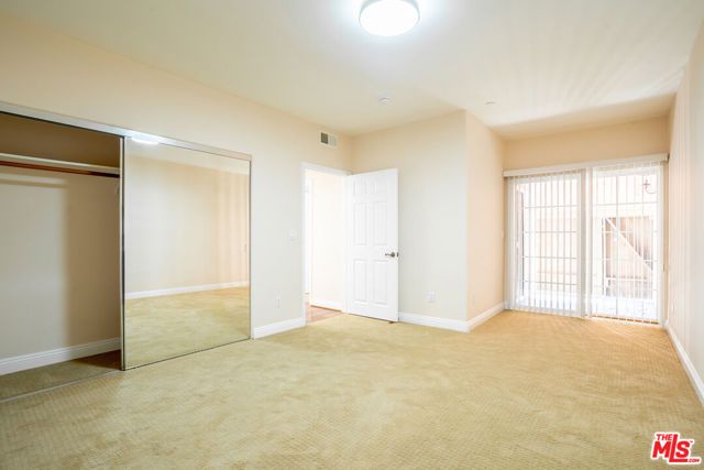 616 S Wilton Place 103, Los Angeles, CA 90005