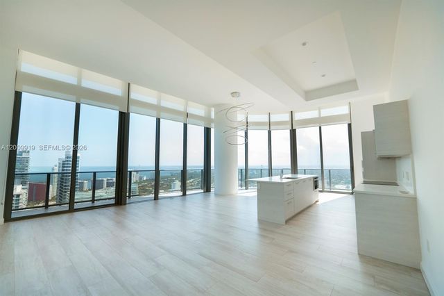 45 SW 9th Street 4906, Miami, FL 33130