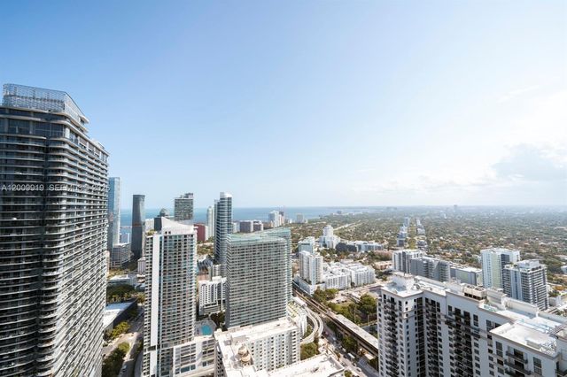 45 SW 9th Street 4906, Miami, FL 33130