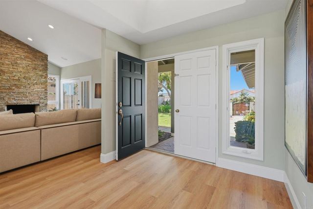 418 Santa Dominga, Solana Beach, CA 92075