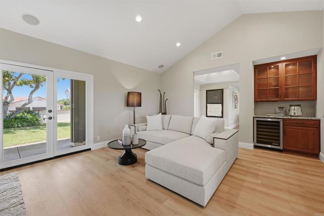 418 Santa Dominga, Solana Beach, CA 92075