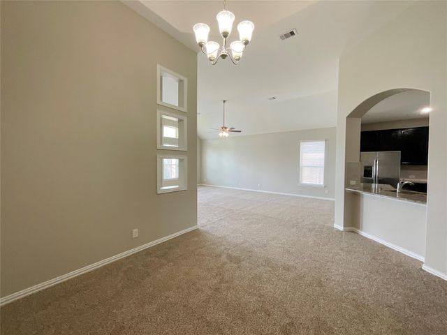 8707 E Crescent Lake Circle, Baytown, TX 77521