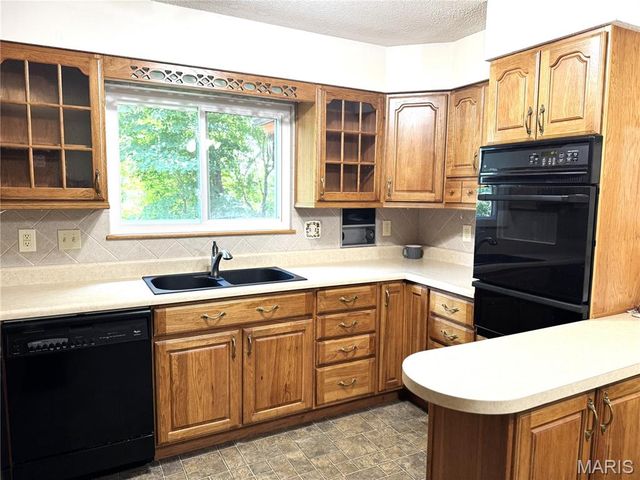 13256 Andiron Court, St Louis, MO 63146