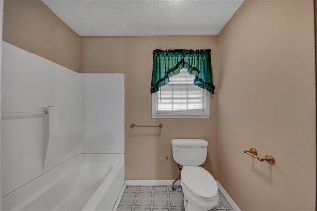 2380 Keys Ferry Road, Jackson, GA 30233