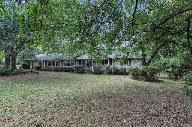 2380 Keys Ferry Road, Jackson, GA 30233