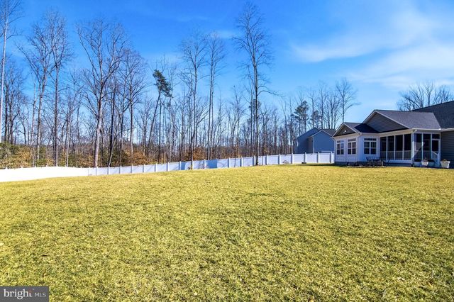 11193 WISTERIA LN, King George, VA 22485