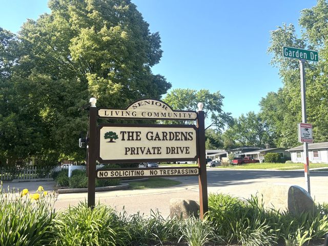 79 Garden Drive, Montgomery, IL 60538