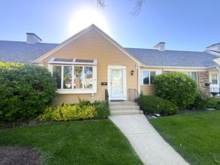 79 Garden Drive, Montgomery, IL 60538