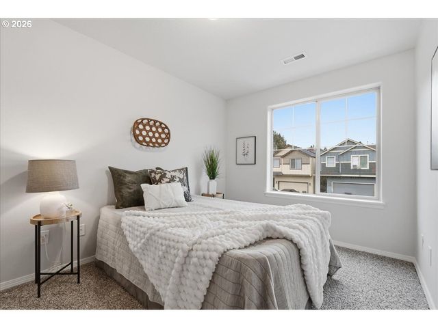 13018 Ne 26TH St, Vancouver, WA 98684