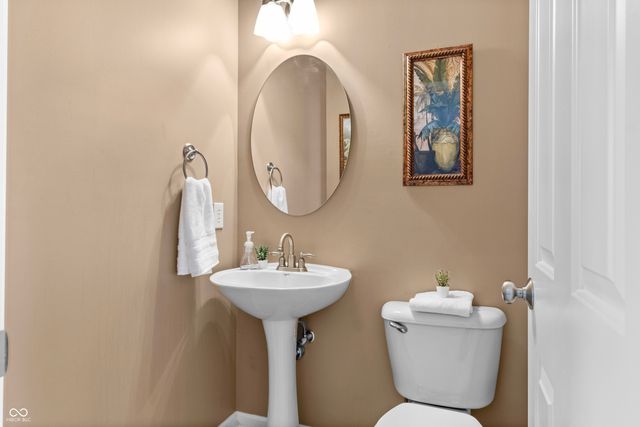 454 Sheets Drive, Carmel, IN 46032