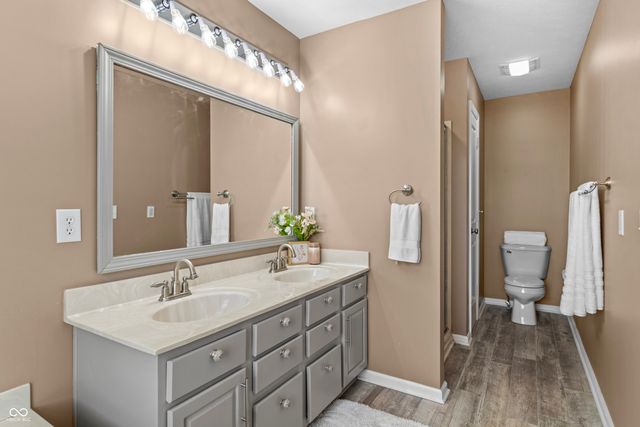 454 Sheets Drive, Carmel, IN 46032