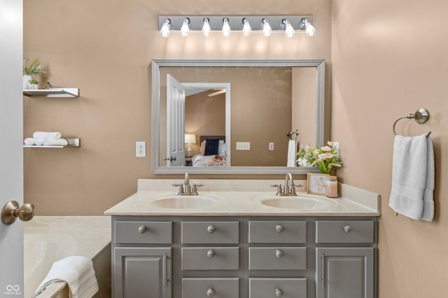 454 Sheets Drive, Carmel, IN 46032