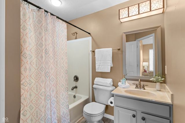 454 Sheets Drive, Carmel, IN 46032