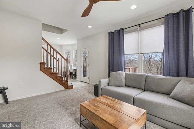 3463 SULLIVAN ST, Mechanicsburg, PA 17050