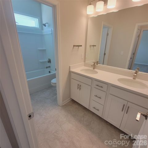 9143 Harwen Lane, Charlotte, NC 28215